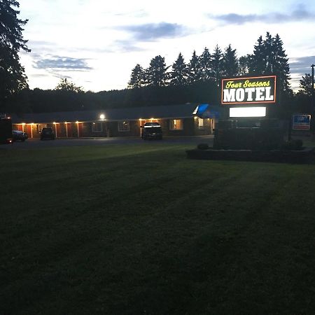 Four Season Motel East Greenbush المظهر الخارجي الصورة